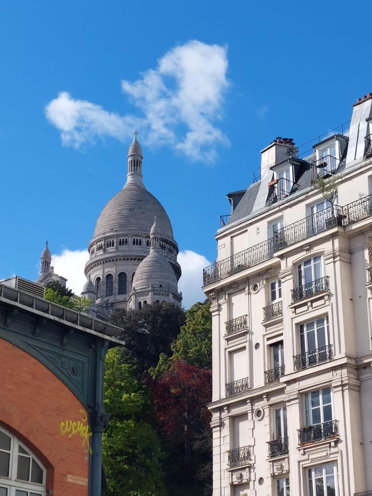 Perfect Studio Down The Sacre Coeur Paris Exterior photo